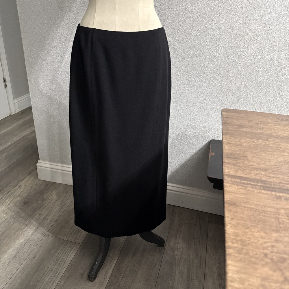 Talbots Petites Women's Size 6 Black Lined 100% Wool Straight Midi Skirt
